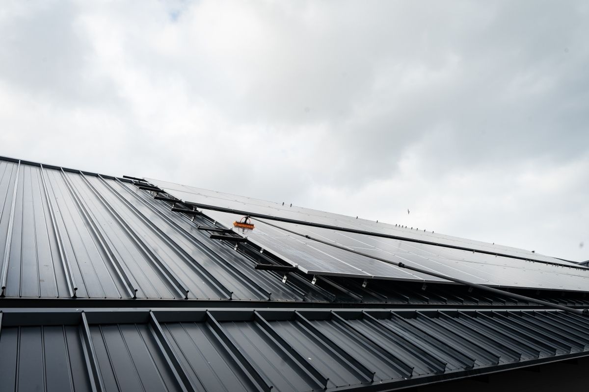 Commercial solar panel cleaning melbourne